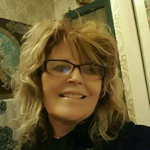 Meet your Posher, Janet